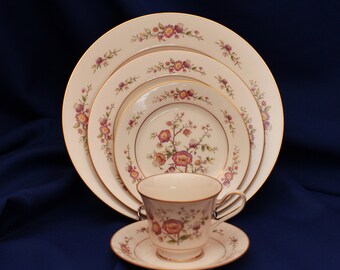 asian theme dishware Asian theme dishware